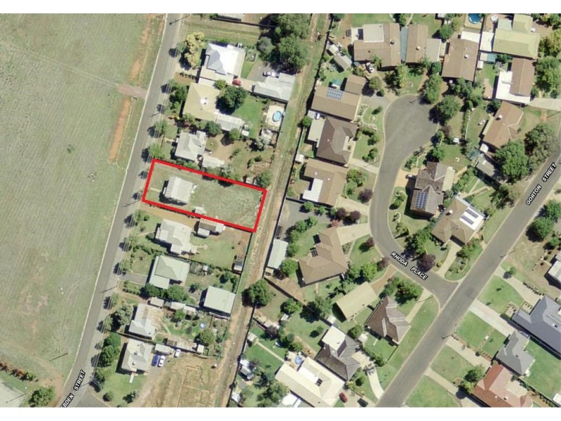 19 Hebden Street, Yoogali NSW 2680