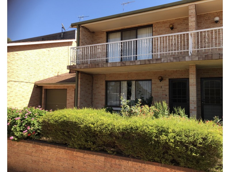 3/124 Kookora Street, Griffith NSW 2680