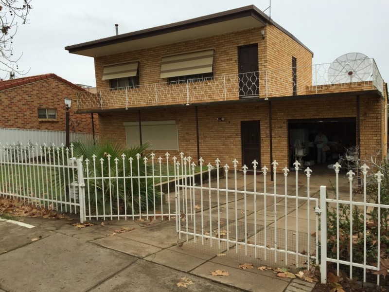 4 Kookora Street, Griffith NSW 2680