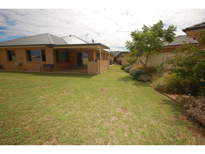 6 Melissa Place, Griffith NSW 2680