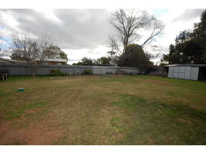 34 Kingfisher Avenue, Coleambally NSW 2707