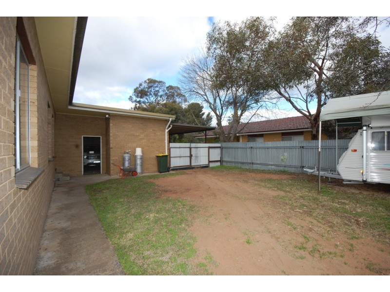 34 Kingfisher Avenue, Coleambally NSW 2707