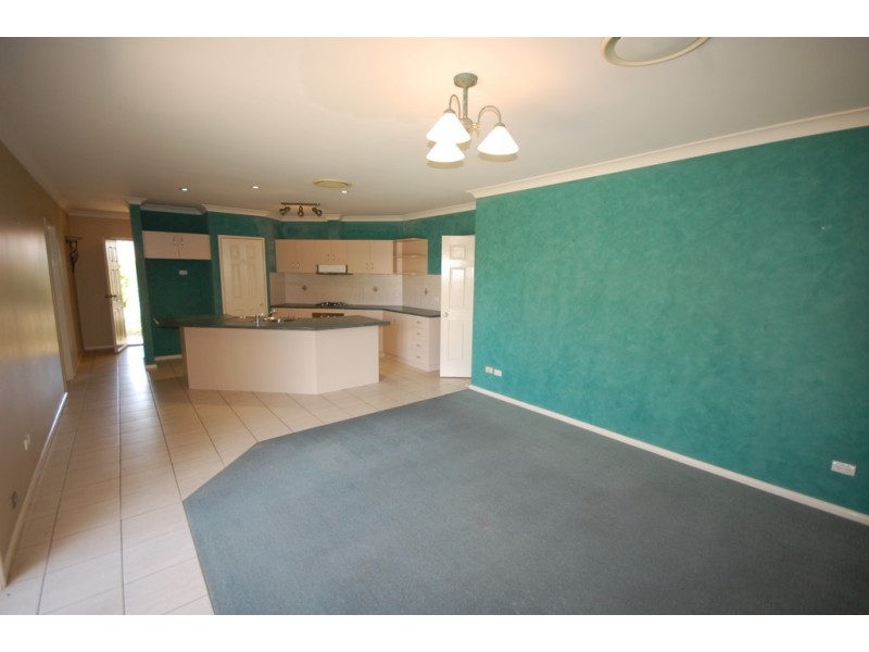 2 Katrina Place, Yoogali NSW 2680