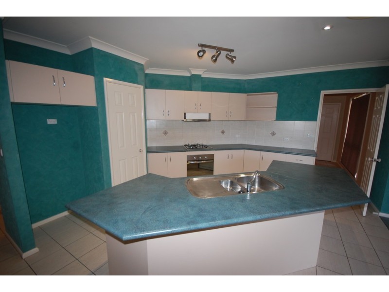 2 Katrina Place, Yoogali NSW 2680