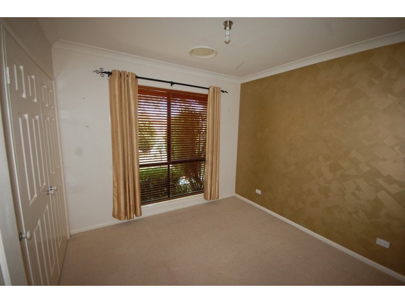 2 Katrina Place, Yoogali NSW 2680