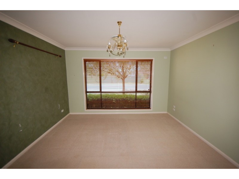 2 Katrina Place, Yoogali NSW 2680