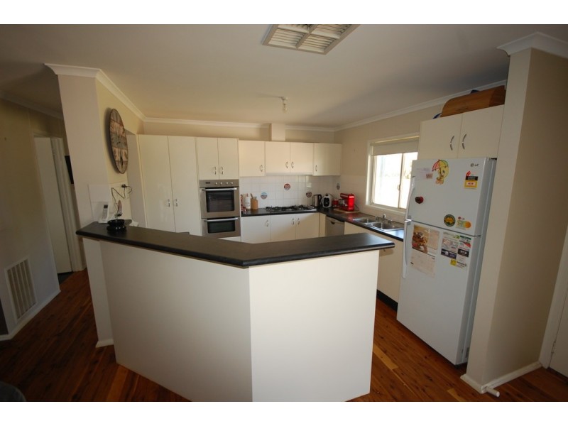 2245 Curran Road, Yenda NSW 2681