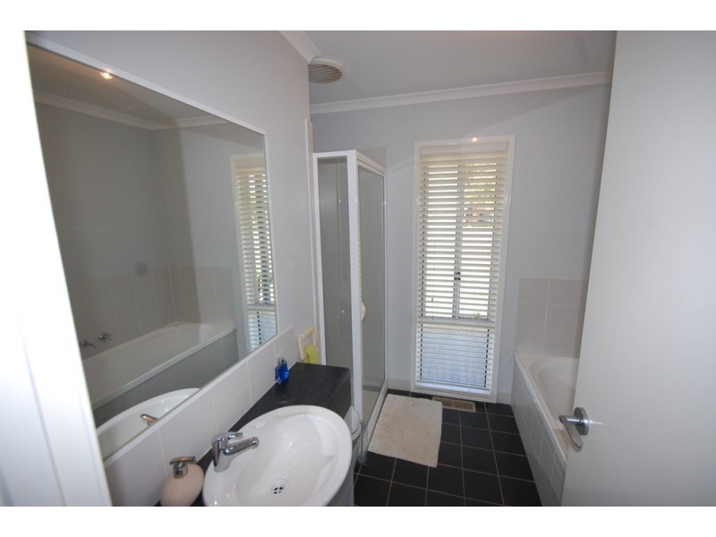 2245 Curran Road, Yenda NSW 2681