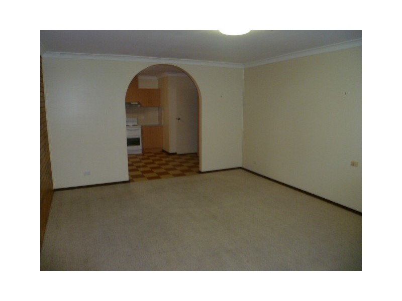 3/2 Hart Street, Griffith NSW 2680