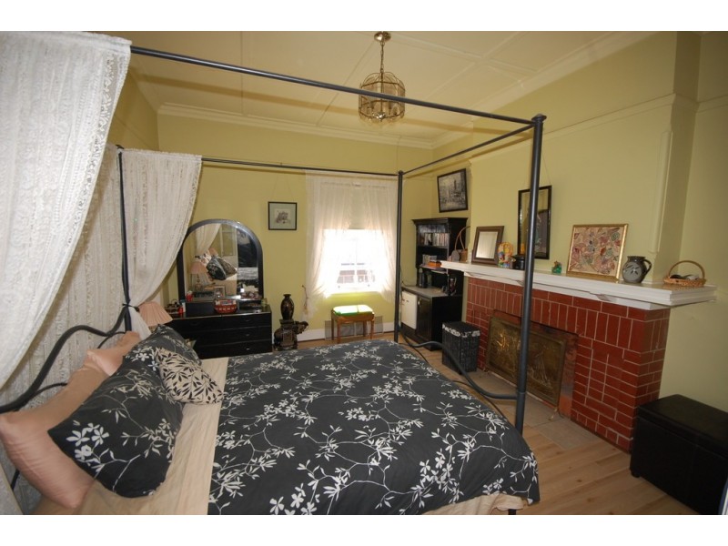 24 B Foster Street, Lake Cargelligo NSW 2672