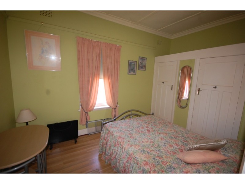 24 B Foster Street, Lake Cargelligo NSW 2672