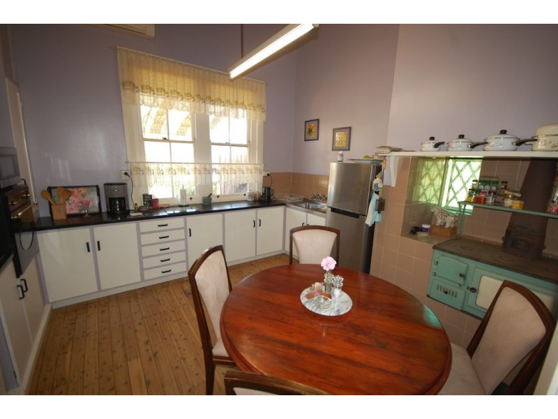 24 B Foster Street, Lake Cargelligo NSW 2672