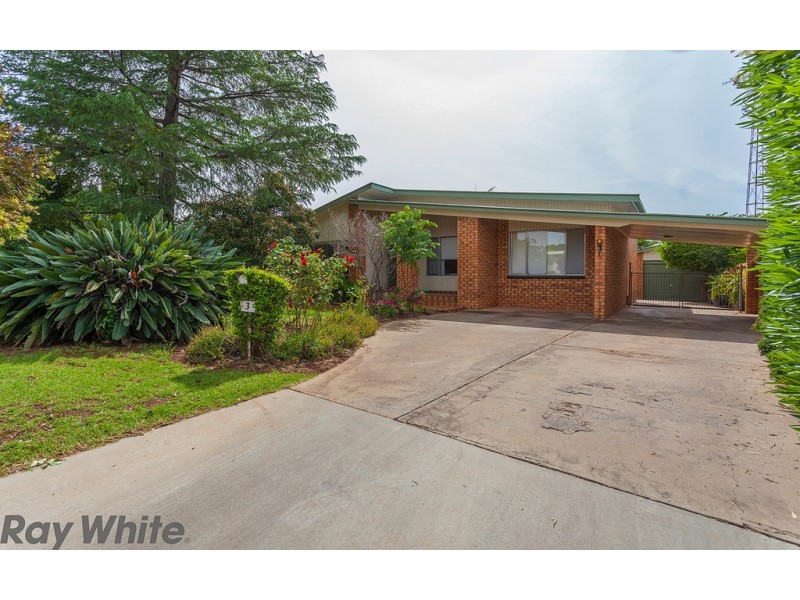 3 Ross Crescent, Griffith NSW 2680