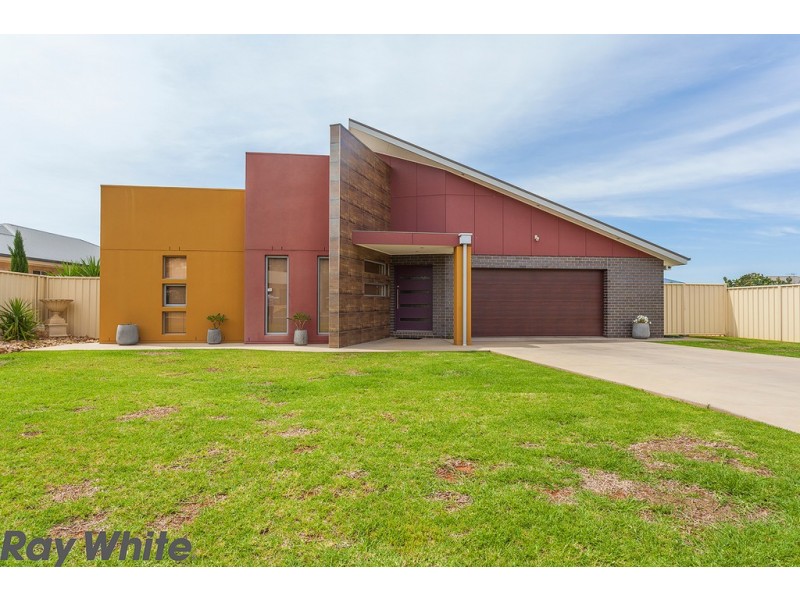 163 Clifton Boulevard, Griffith NSW 2680