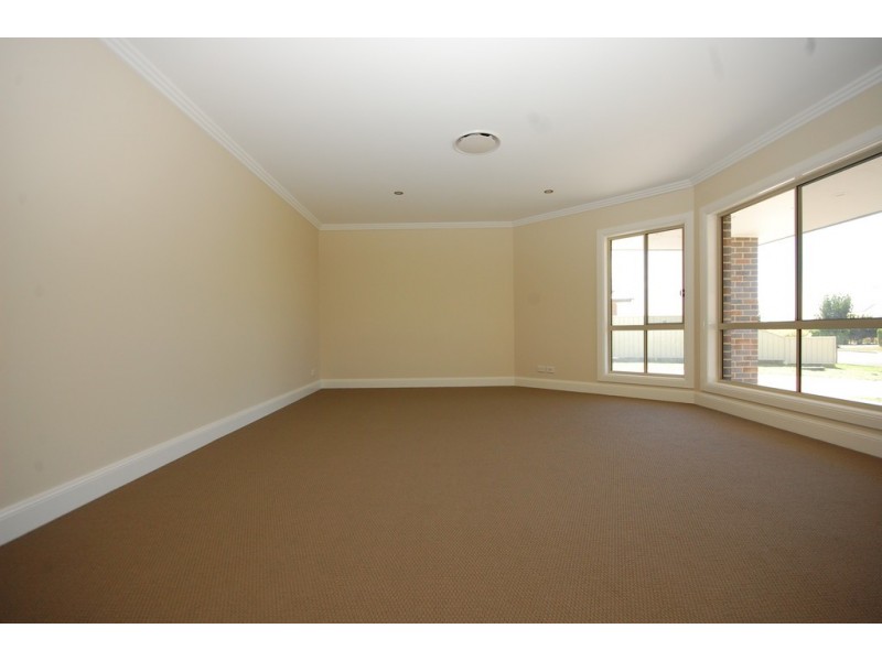 39 Brooks Street, Griffith NSW 2680