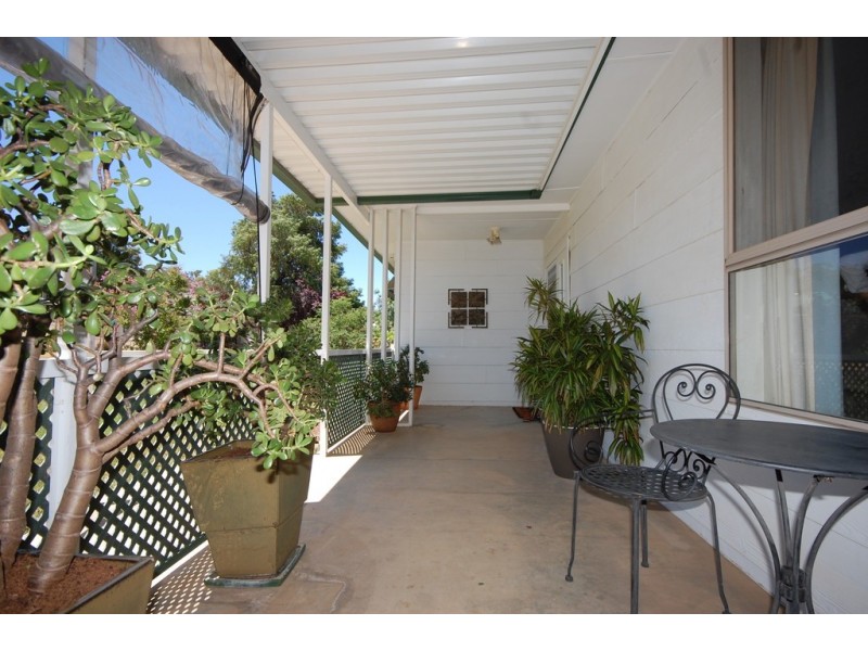 10 Cedar Crescent, Griffith NSW 2680