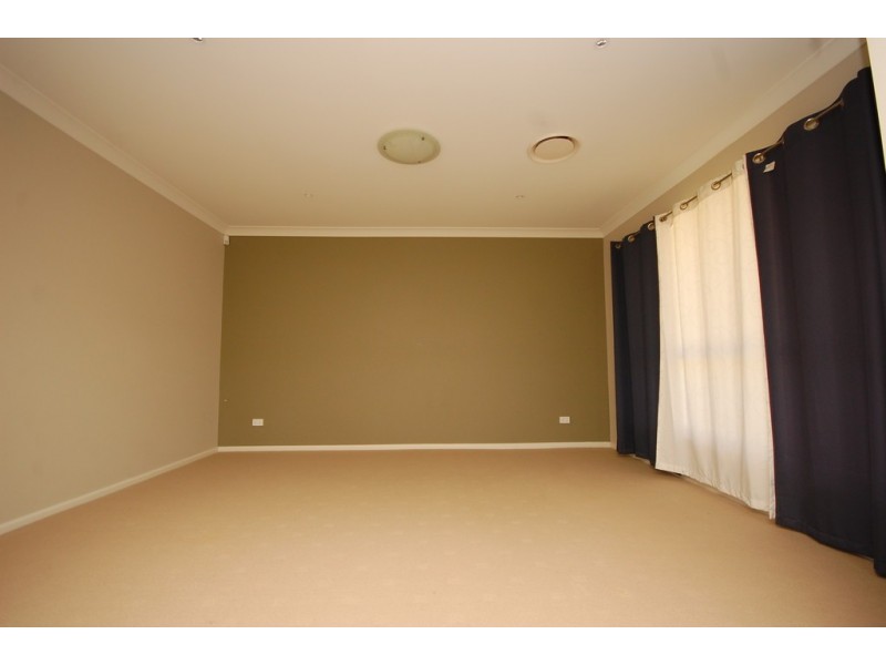 39 Calabria Road, Griffith NSW 2680