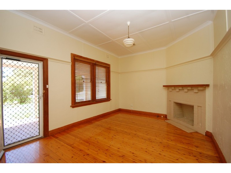 16 Stanbridge Street, Yenda NSW 2681