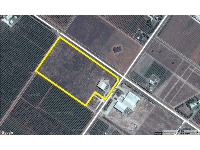 666 Murray Road, Yoogali NSW 2680