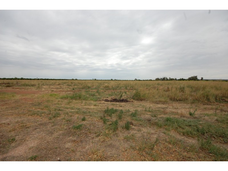 666 Murray Road, Yoogali NSW 2680