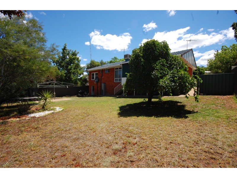 8 Ortella Street, Griffith NSW 2680