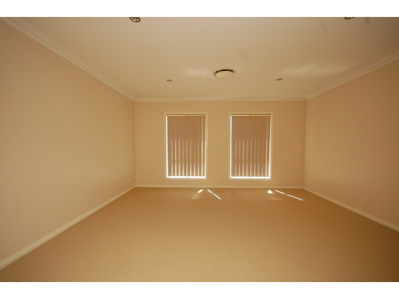 34A Hillam Drive, Griffith NSW 2680