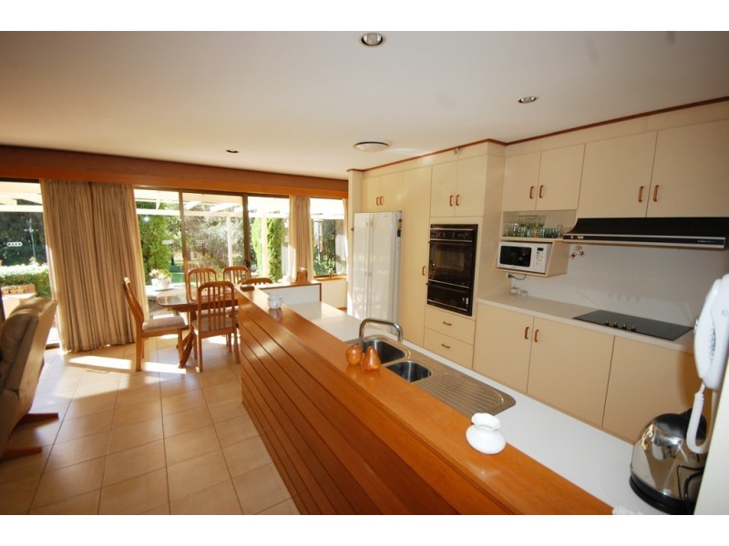 6 Maegraith Place, Sommerton Park,, Griffith NSW 2680