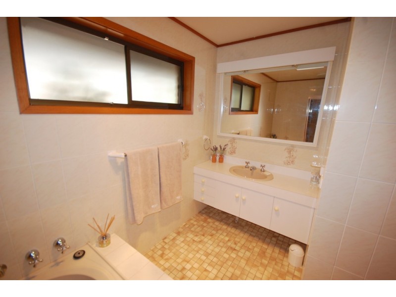 6 Maegraith Place, Sommerton Park,, Griffith NSW 2680