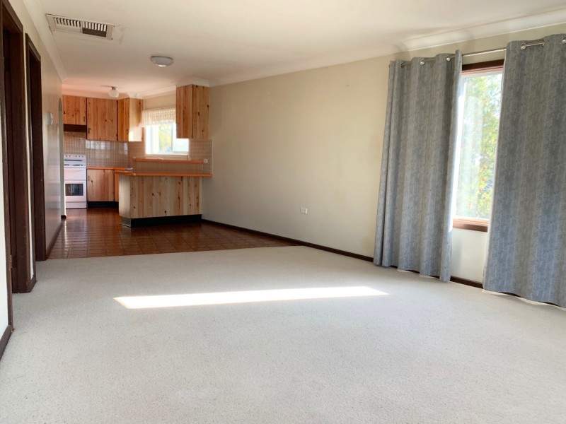 4/2 Hart Street, Griffith NSW 2680