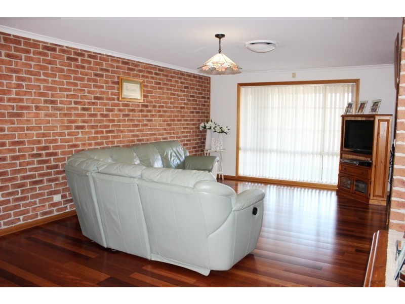 5 Dowell Place, Griffith NSW 2680