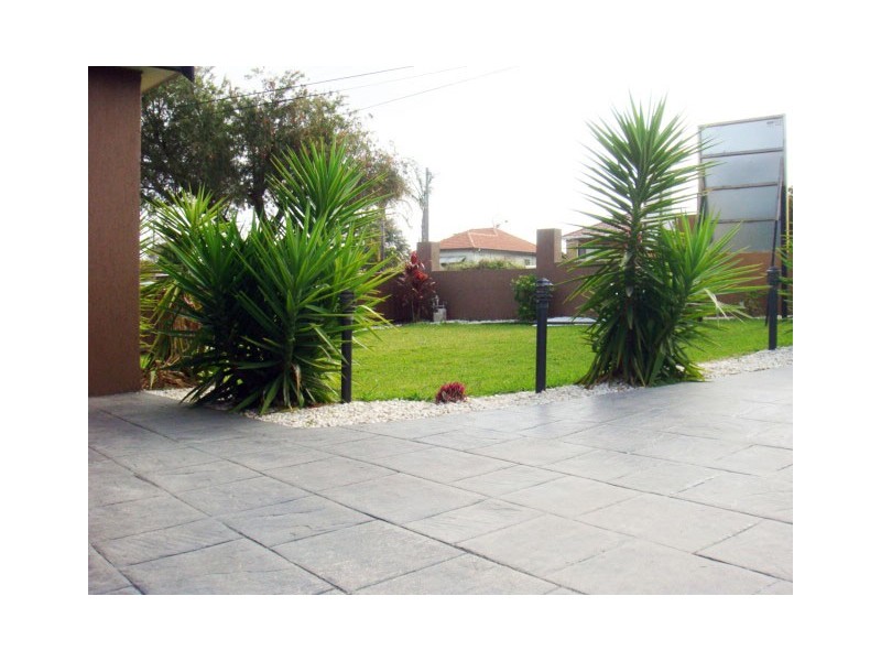 275 Roberts rd, Greenacre NSW 2190