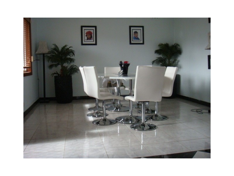 275 Roberts rd, Greenacre NSW 2190