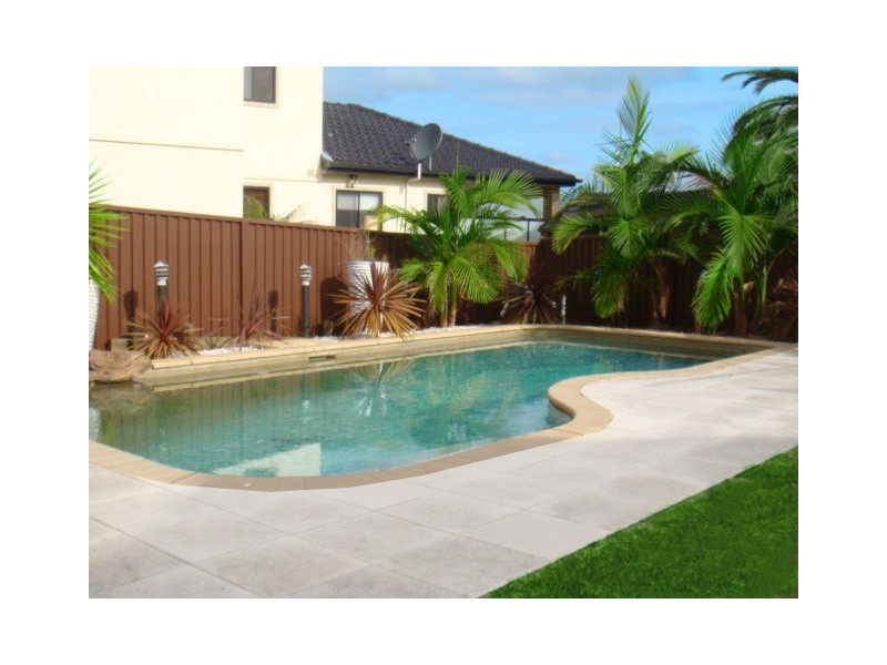 275 Roberts rd, Greenacre NSW 2190