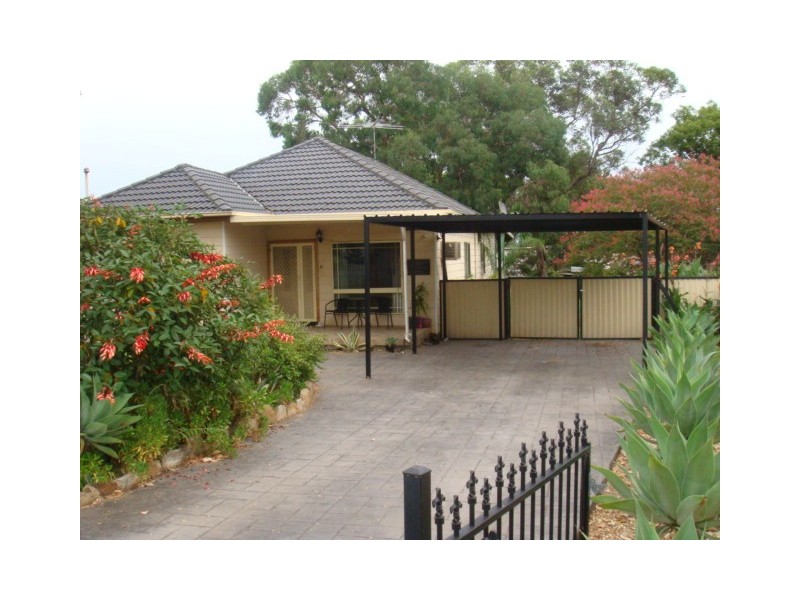 35 Broughton, Guildford NSW 2161