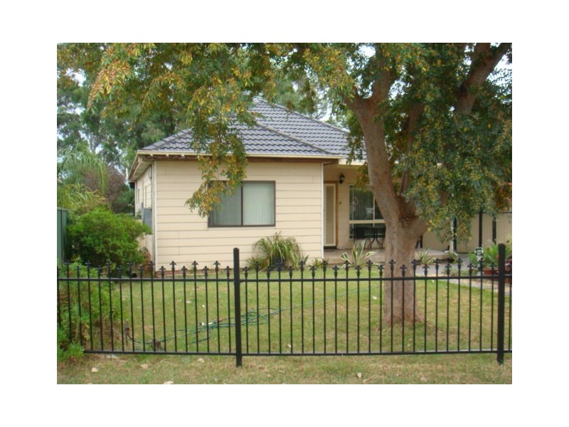 35 Broughton, Guildford NSW 2161