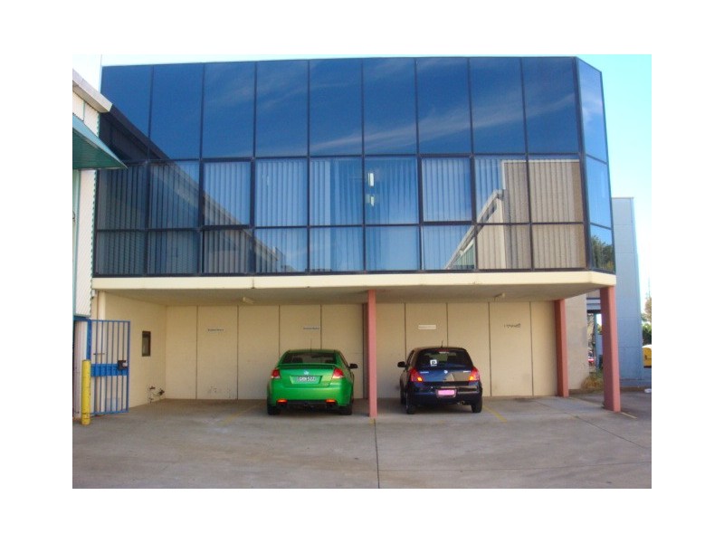 1/3 KALESKI ST, Moorebank NSW 2170