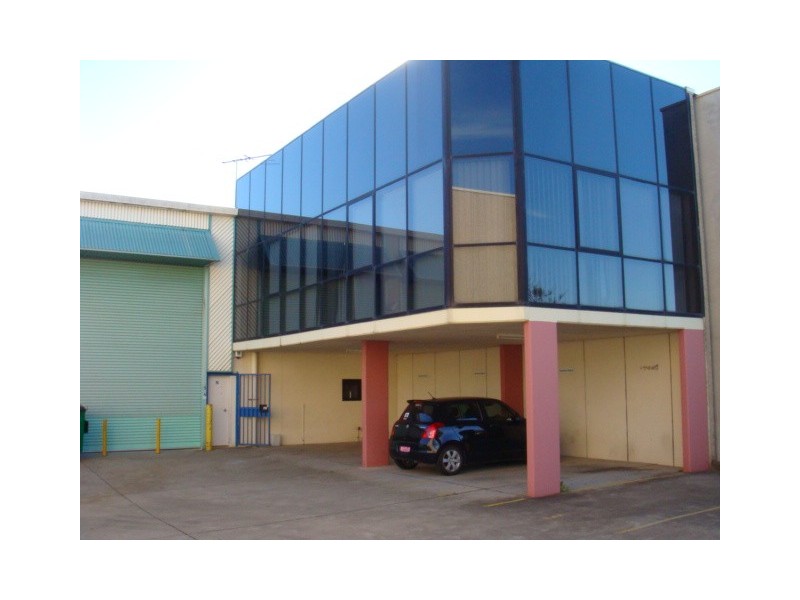 1/3 KALESKI ST, Moorebank NSW 2170