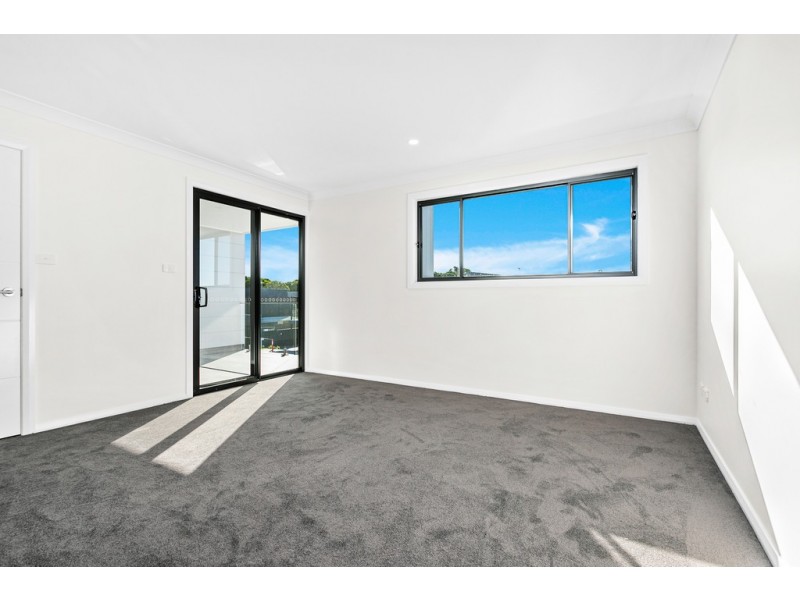 24 Skiff Place, Shell Cove NSW 2529