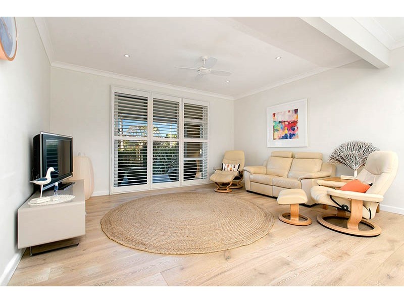 174 Osborne Parade, Warilla NSW 2528