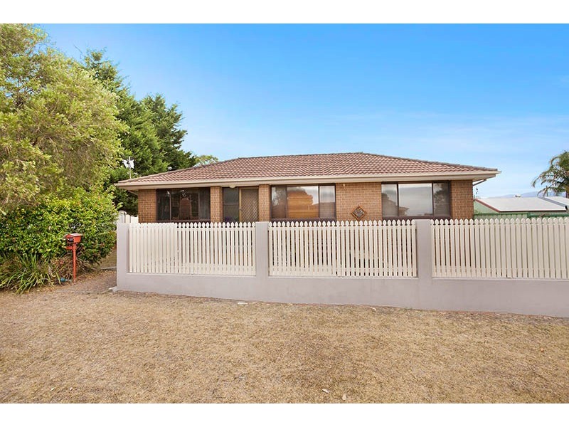56 Badgery Street, Albion Park NSW 2527