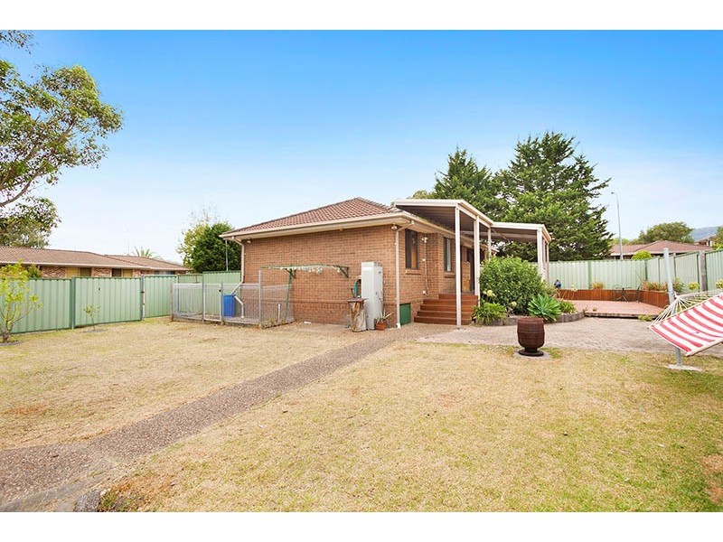 56 Badgery Street, Albion Park NSW 2527
