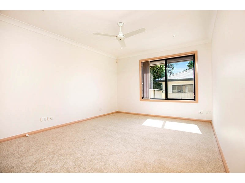 1/90 Wentworth Street, Oak Flats NSW 2529