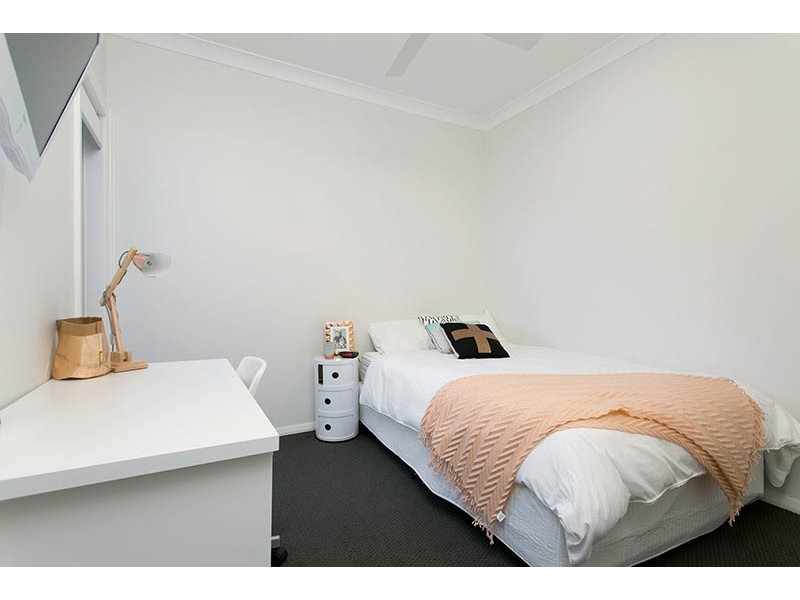 16 Wholahan Avenue, Horsley NSW 2530