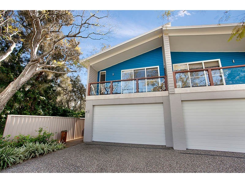 1 The Esplanade, Oak Flats NSW 2529