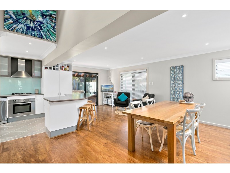 63 Osborne Parade, Warilla NSW 2528