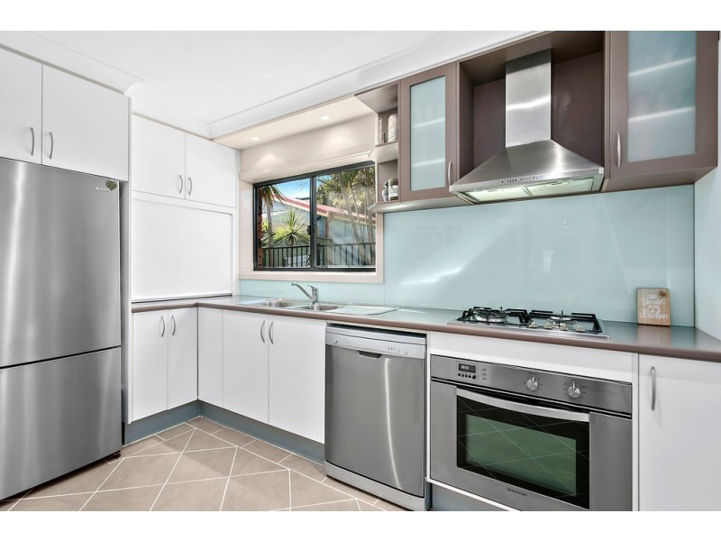 63 Osborne Parade, Warilla NSW 2528