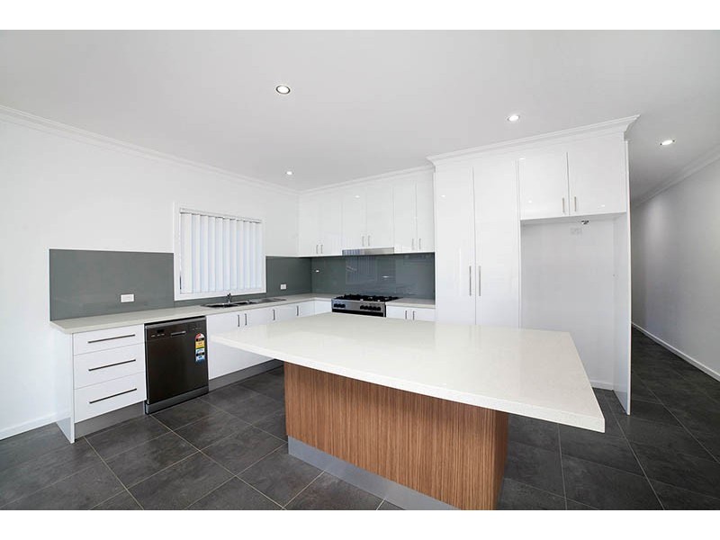 43A Elizabeth Circuit, Flinders NSW 2529