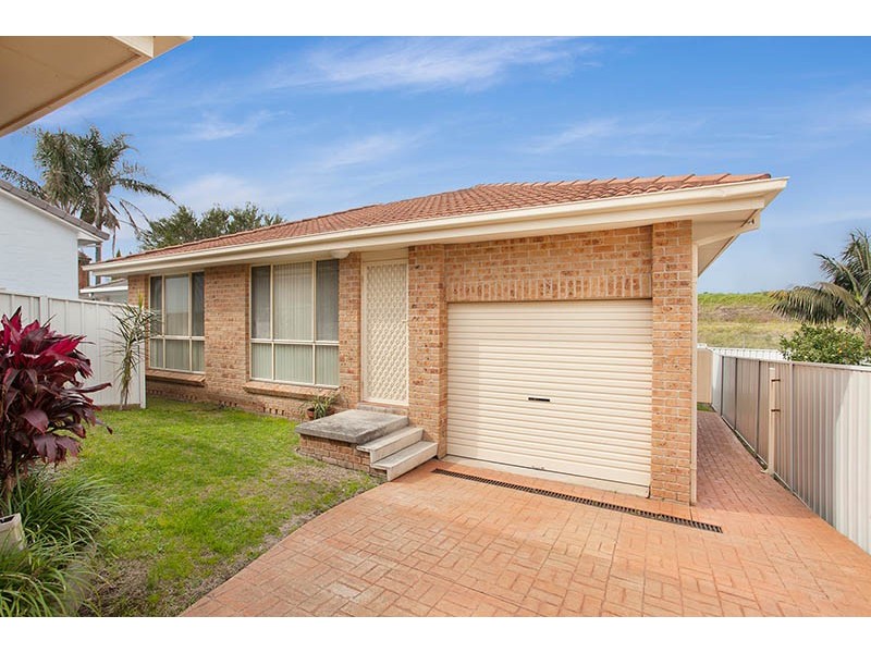 2/13 William Street, Shellharbour NSW 2529