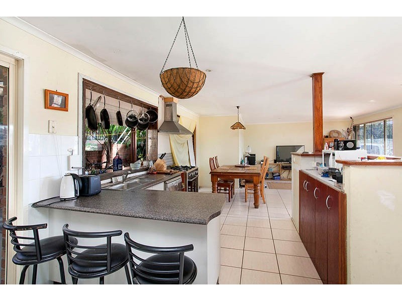 1 Merimbula Close, Flinders NSW 2529