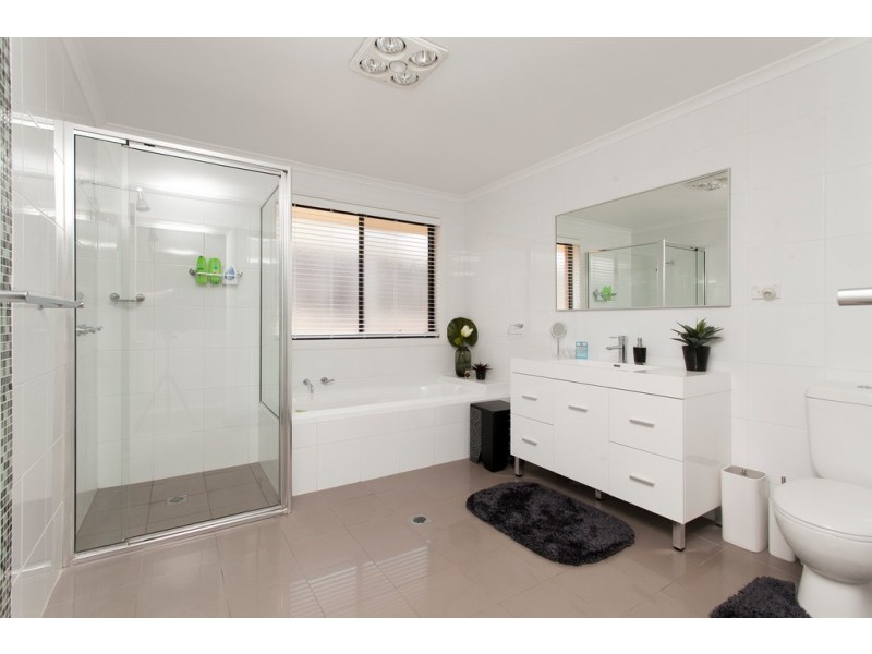 4 Gabo Crescent, Shell Cove NSW 2529